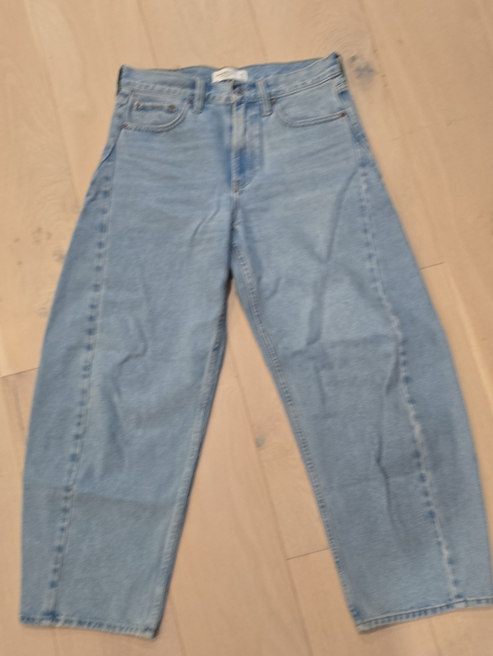 Abercrombie & Fitch Light Blue Barrel Jeans